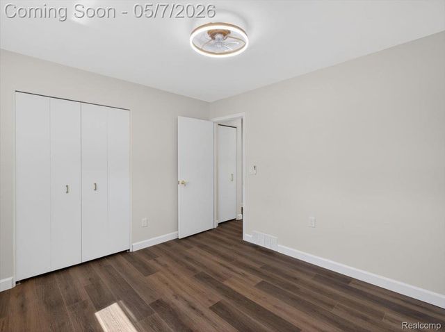 14650 Edshire Drive, Sterling Heights, MI 48312