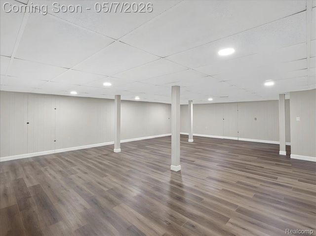 14650 Edshire Drive, Sterling Heights, MI 48312