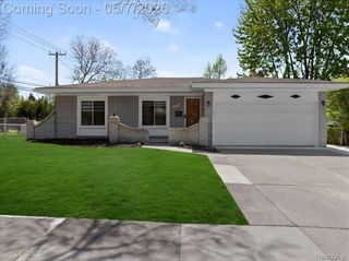 14650 Edshire Drive, Sterling Heights, MI 48312