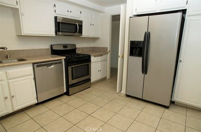 15325 Magnolia 102, Sherman Oaks, CA 91403