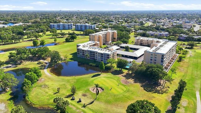 4440 FAIRWAYS BOULEVARD 307, Bradenton, FL 34209