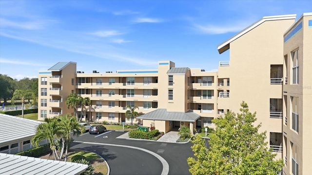 4440 FAIRWAYS BOULEVARD 307, Bradenton, FL 34209