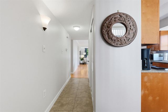2612 PEARCE DRIVE 211, Clearwater, FL 33764