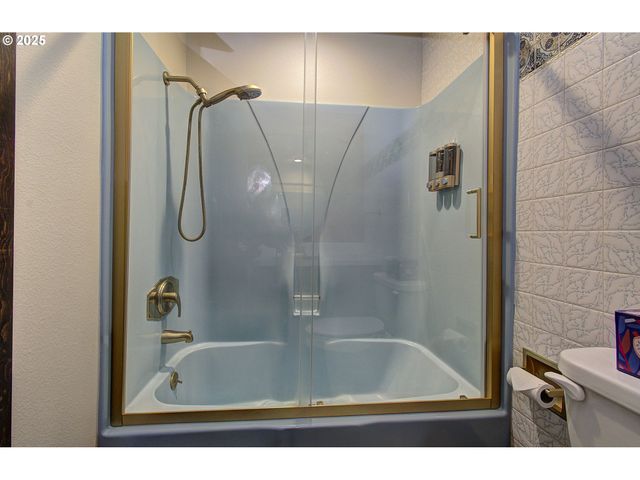 7103 Ne 70TH St, Vancouver, WA 98661