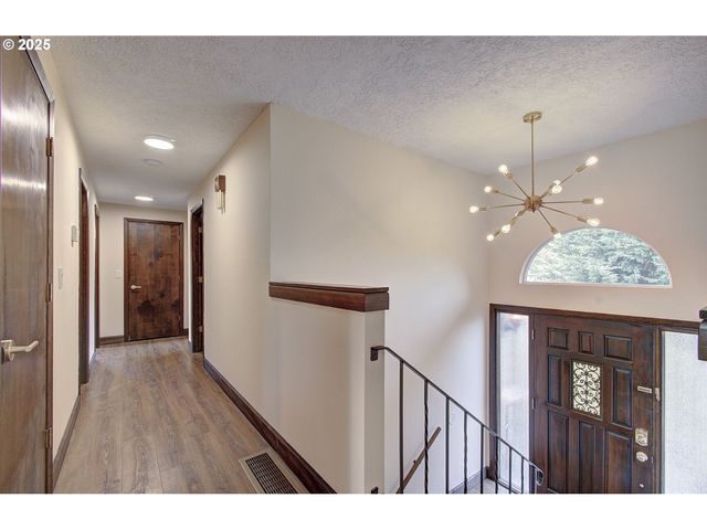 7103 Ne 70TH St, Vancouver, WA 98661