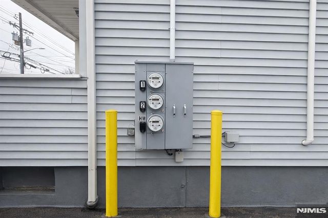 371 Totowa Avenue, Paterson, NJ 07502