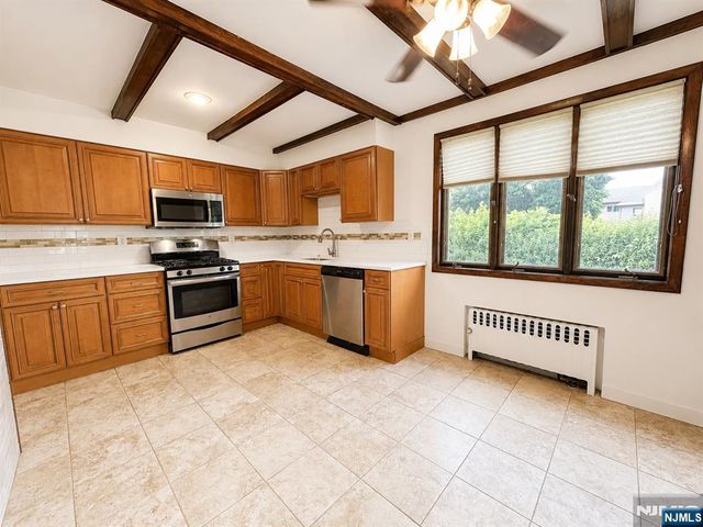 622 Hackensack, Carlstadt, NJ 07072