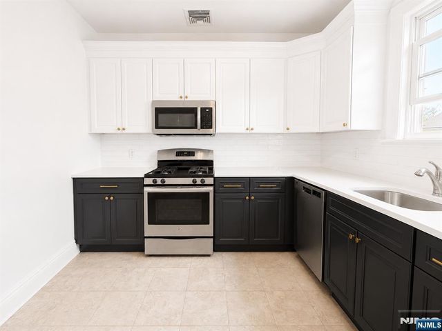 622 Hackensack, Carlstadt, NJ 07072