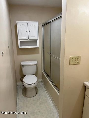 26 Lee Street, Mechanicville, NY 12118