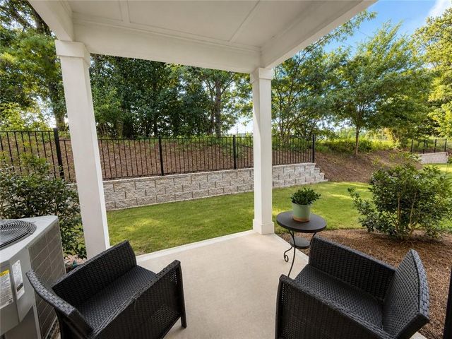 6395 Apalachee Way SE, Smyrna, GA 30126