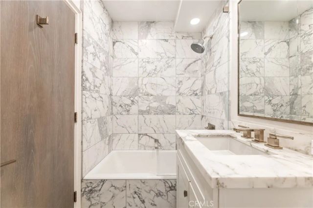 999 N Doheny 310, West Hollywood, CA 90069