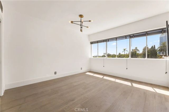 999 N Doheny 310, West Hollywood, CA 90069