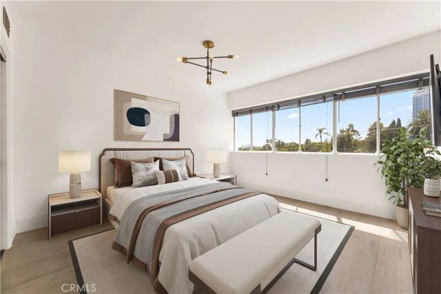 999 N Doheny 310, West Hollywood, CA 90069