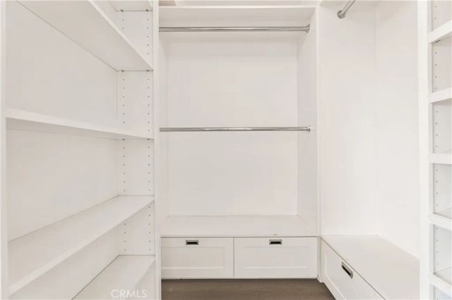 999 N Doheny 310, West Hollywood, CA 90069