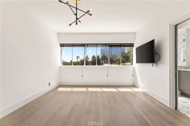 999 N Doheny 310, West Hollywood, CA 90069