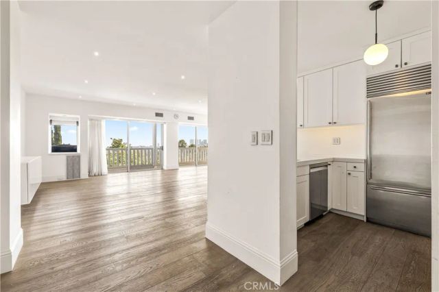 999 N Doheny 310, West Hollywood, CA 90069