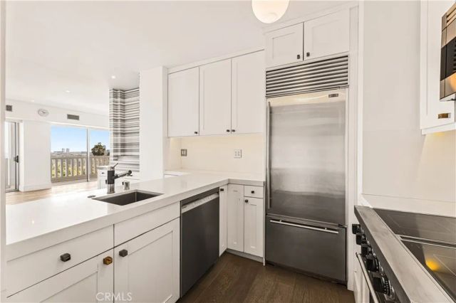 999 N Doheny 310, West Hollywood, CA 90069