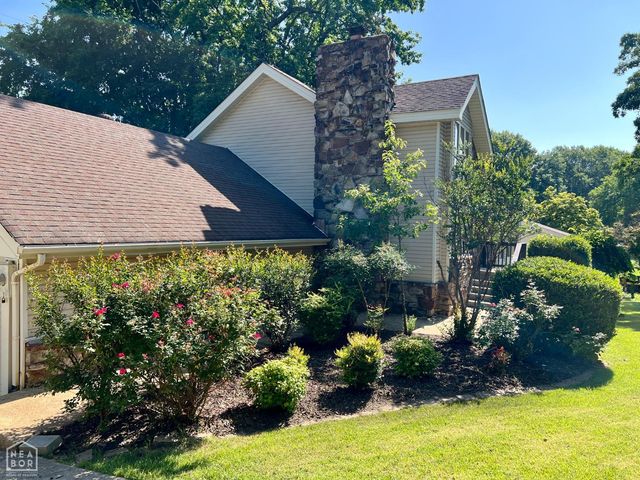 1804 Deerwood Drive, Jonesboro, AR 72404