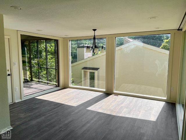 1804 Deerwood Drive, Jonesboro, AR 72404