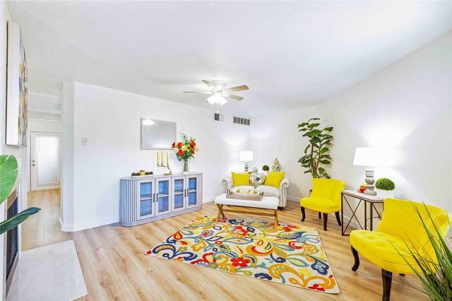 2310 Balsam Drive B106, Arlington, TX 76006