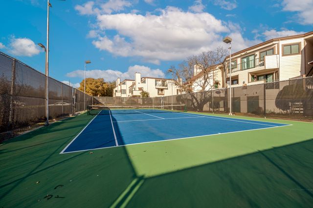 2310 Balsam Drive B106, Arlington, TX 76006