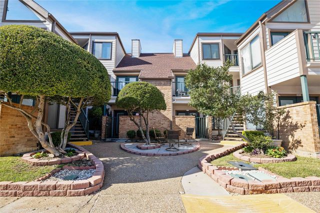 2310 Balsam Drive B106, Arlington, TX 76006