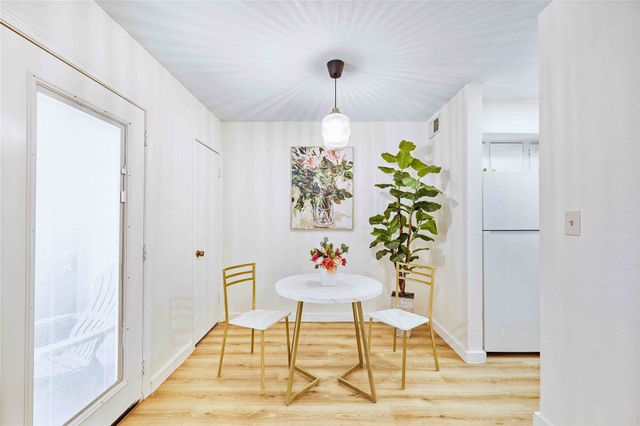 2310 Balsam Drive B106, Arlington, TX 76006