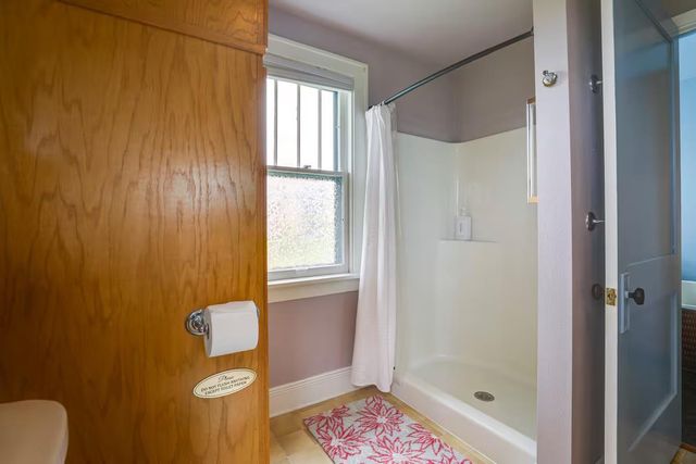 2749 Town Hall Rd, Mount Horeb, WI 53572