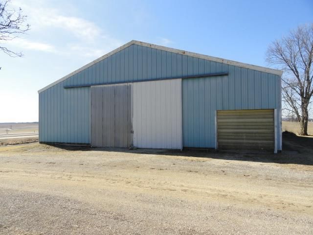2749 Town Hall Rd, Mount Horeb, WI 53572