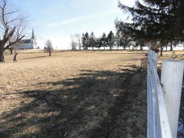 2749 Town Hall Rd, Mount Horeb, WI 53572