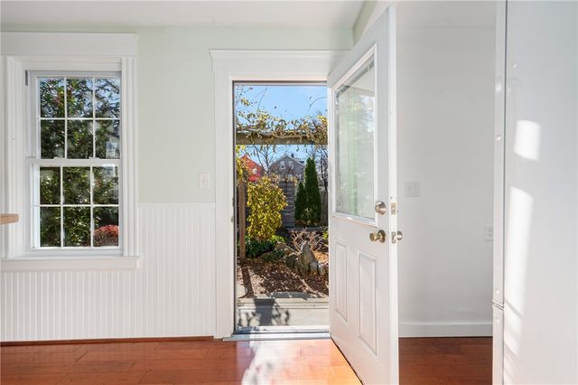 33 Evergreen Street, Providence, RI 02906