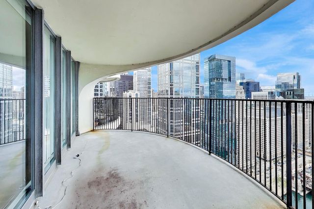 300 N State Street 4702, Chicago, IL 60654