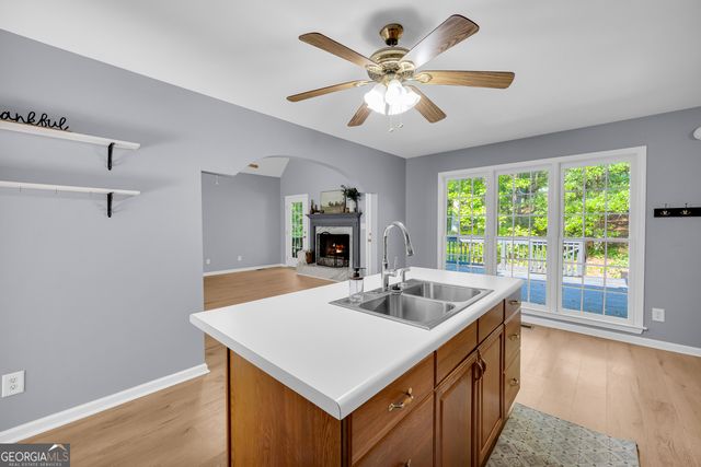 1078 Spratlin Mill Road, Hull, GA 30646