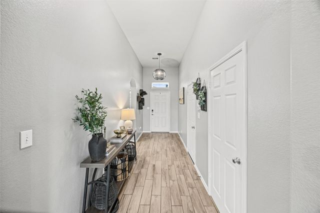 126 Polar Bear Trail, Crosby, TX 77532