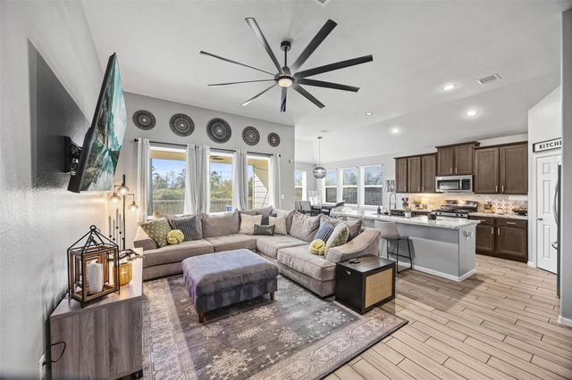 126 Polar Bear Trail, Crosby, TX 77532