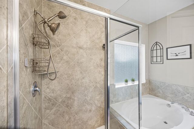 126 Polar Bear Trail, Crosby, TX 77532