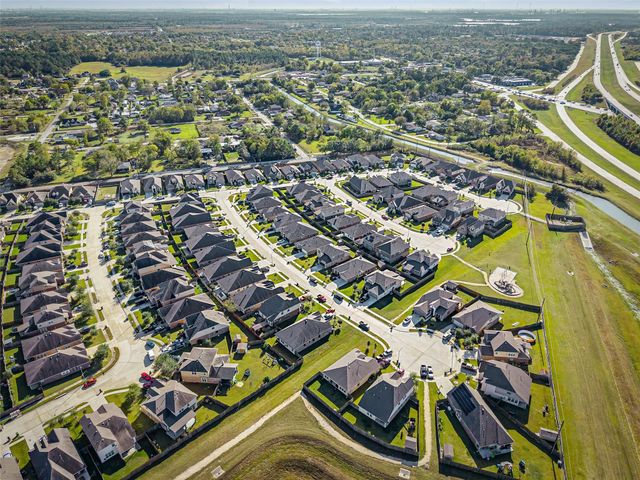 126 Polar Bear Trail, Crosby, TX 77532