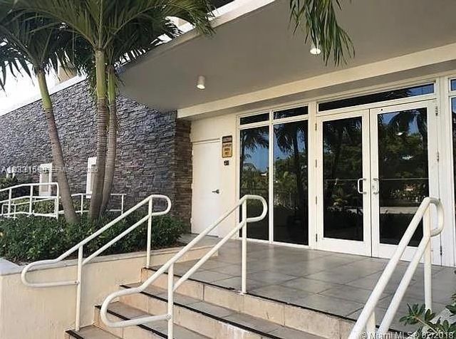 2400 SW 27th Ave 304, Miami, FL 33145