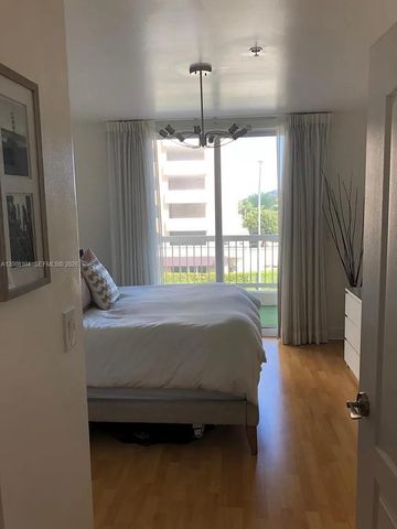 2400 SW 27th Ave 304, Miami, FL 33145