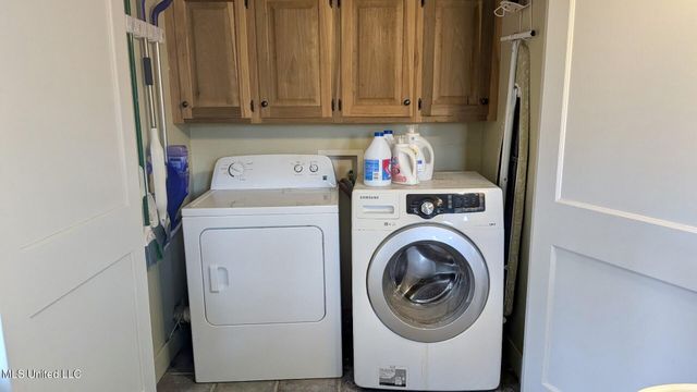 1701 Eastwood Road, Natchez, MS 39120