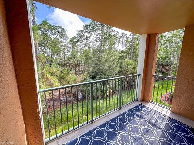1250 Wildwood Lakes BLVD 206, Naples, FL 34104