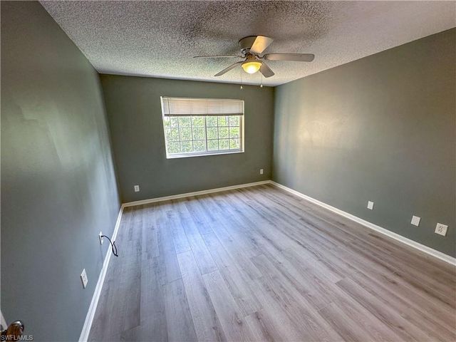 1250 Wildwood Lakes BLVD 206, Naples, FL 34104