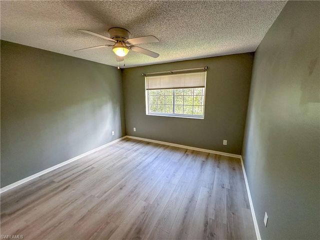 1250 Wildwood Lakes BLVD 206, Naples, FL 34104