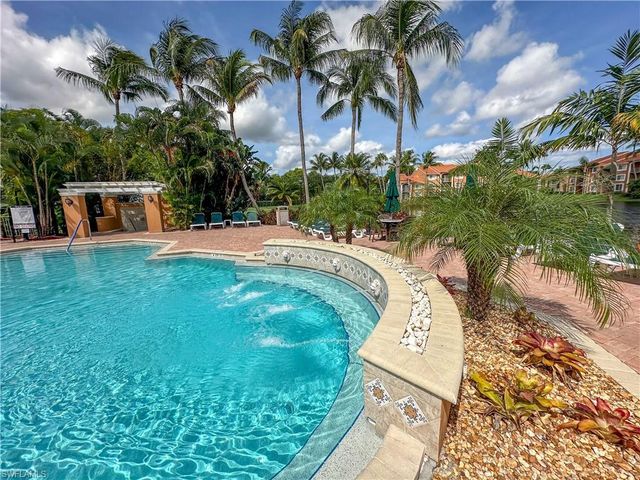 1250 Wildwood Lakes BLVD 206, Naples, FL 34104