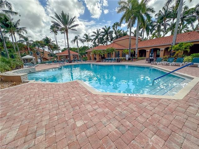 1250 Wildwood Lakes BLVD 206, Naples, FL 34104