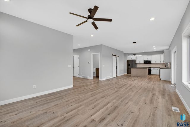 5411 W Patriot St Street, Sioux Falls, SD 57107