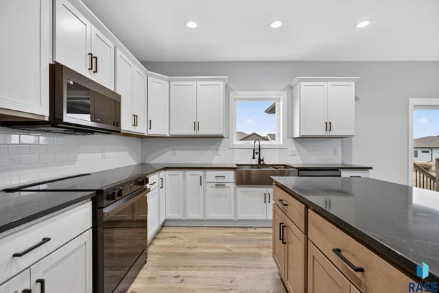 5411 W Patriot St Street, Sioux Falls, SD 57107