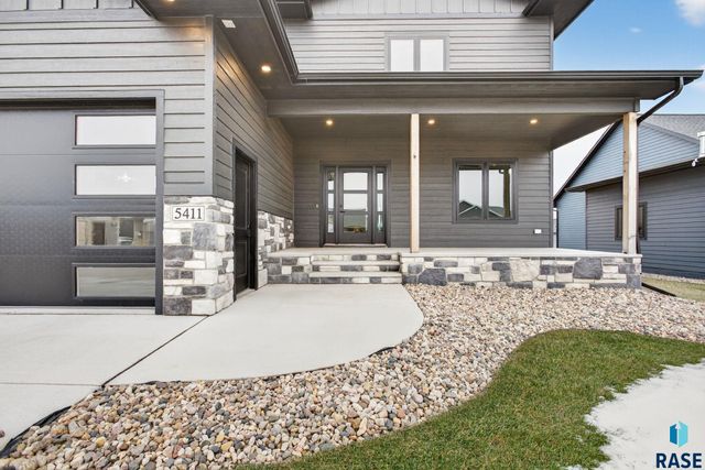 5411 W Patriot St Street, Sioux Falls, SD 57107