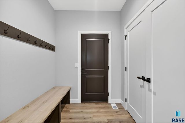 5411 W Patriot St Street, Sioux Falls, SD 57107