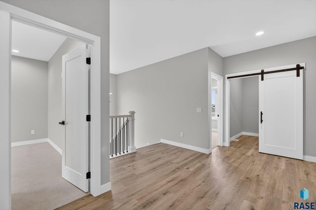 5411 W Patriot St Street, Sioux Falls, SD 57107